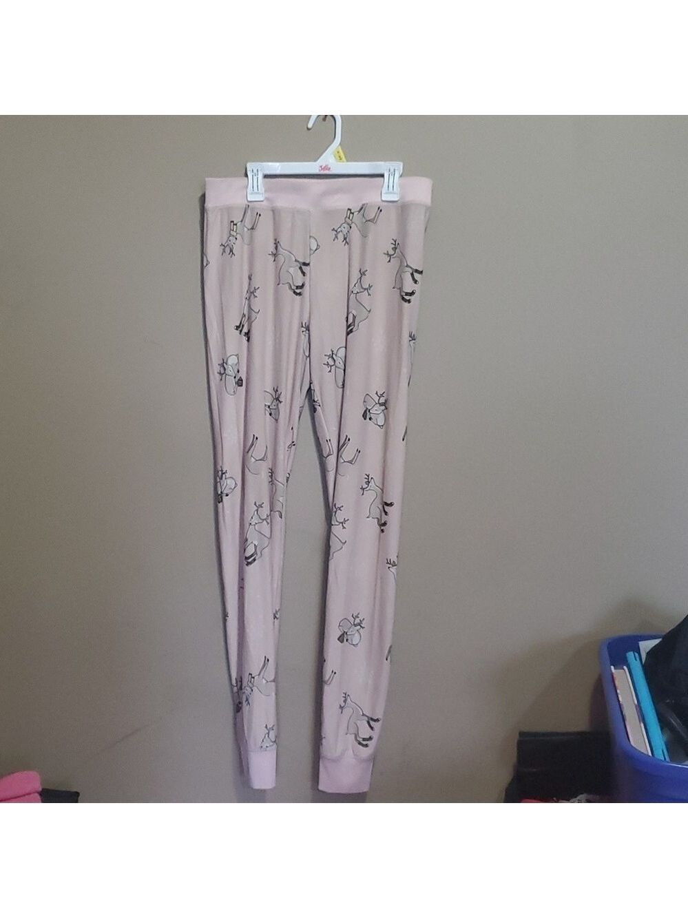 Cabin fever pants size large